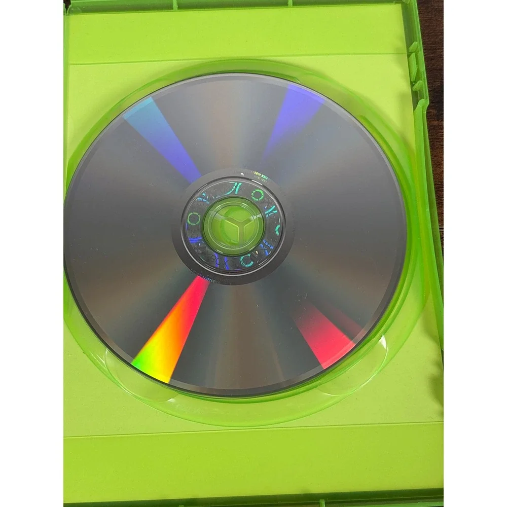 Tomb Raider Xbox‎ 360 Game with Art Book and Slipcover 2013 Square Enix NTSC